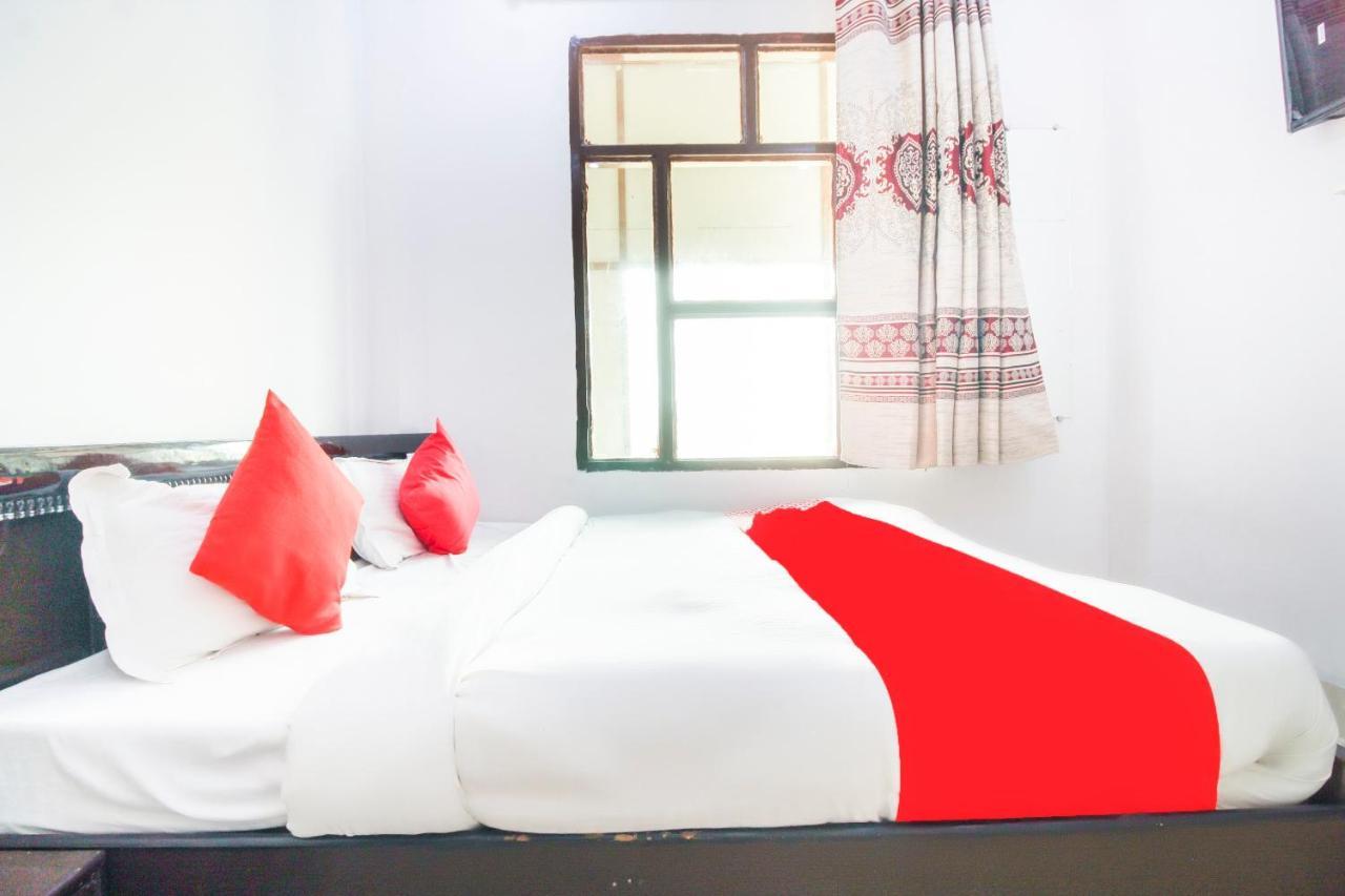Oyo 67474 Rama Ashram Hotel Vrindāvan Екстериор снимка